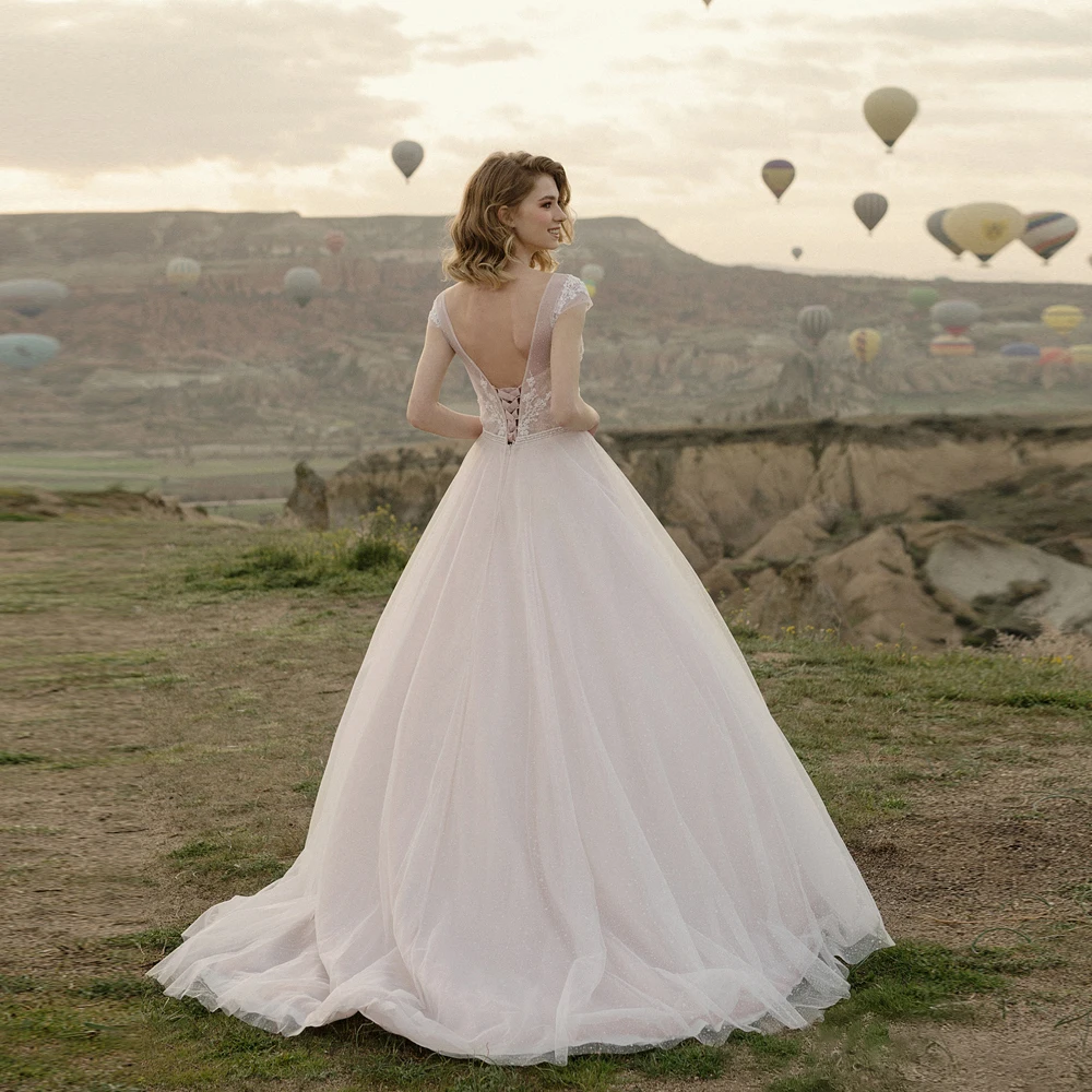 

Vestidos Charming Wedding Dresses Organza Appliques Pleat Bateau Short Sleeve Lace Up Ball Bridal Gowns 2021