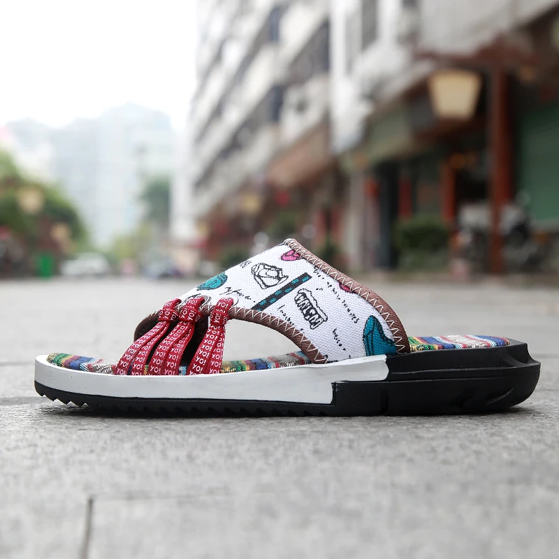 

2020 Retro ethnic style men's summer non-slip slippers men's slippers comfortable new men's indoor floor Zapatillas de hombre