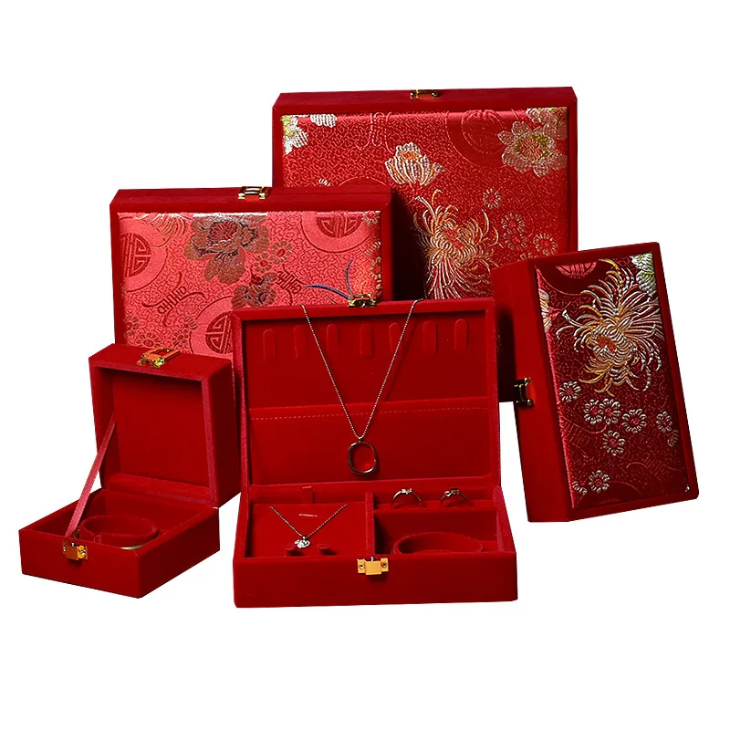 Gold jewelry box, red velvet dragon and phoenix bracelet, four-piece suit box, wedding dowry gift box, three gold boxes