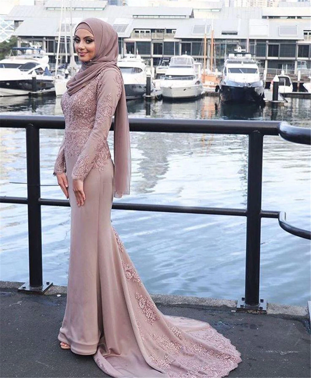 

Dusty Pink Muslim Mermaid Wedding Guest Appliques Sash Satin Long Sleeves Scoop Full-Length Mother Bride Dresses Sweep Train