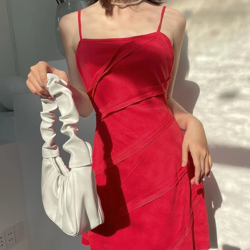 

Платье-трапеция с открытыми плечами, с высокой талией, выше колена, красное, летнее, 2021