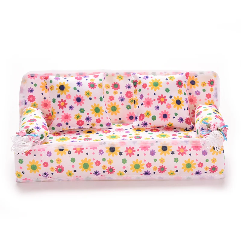

1Set Cute Miniature Doll House Furniture Flower Cloth Sofa With 2 Cushions For Doll Kid's Play House Toys