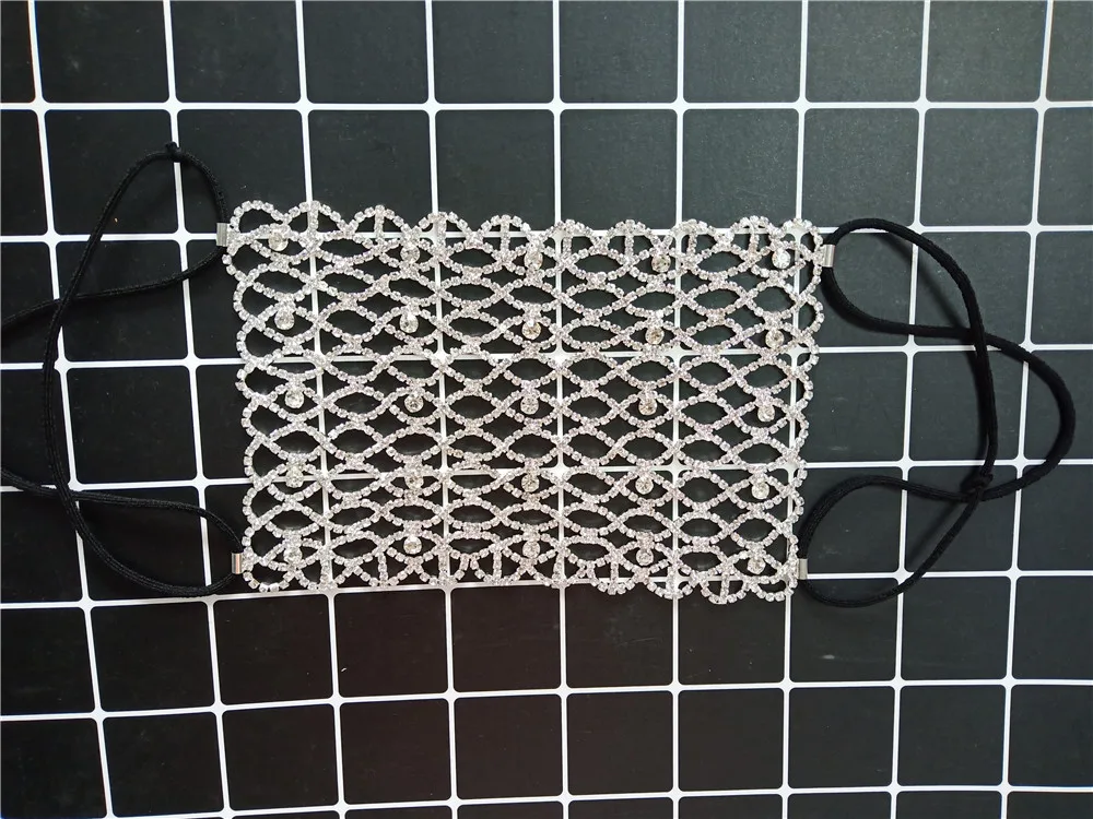 

2020 Independent Station Women's Fashion Metal Flash Diamond Mask Z1222 Spot