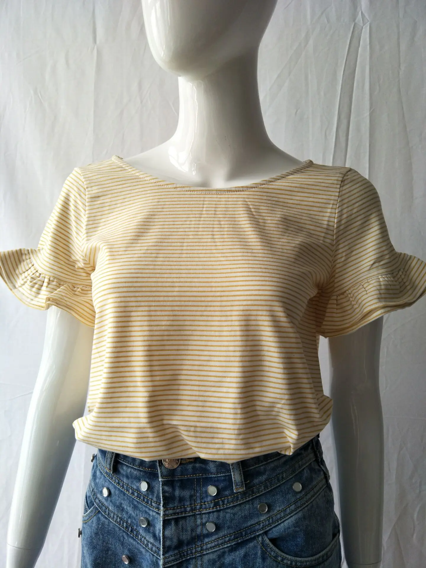 Женская футболка с короткими рукавами летняя рюшами и рисунком имбиря лето 2019 |