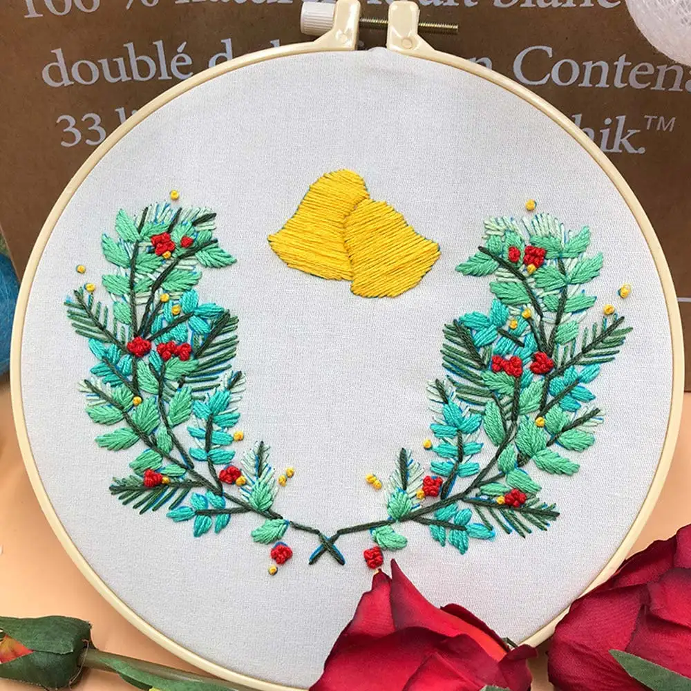 

4 Sets Christmas Wreath Flower Embroidery Knitting Kit DIY Handcraft Thread Tools Material Pack Cross Stitch For Beginners Decor