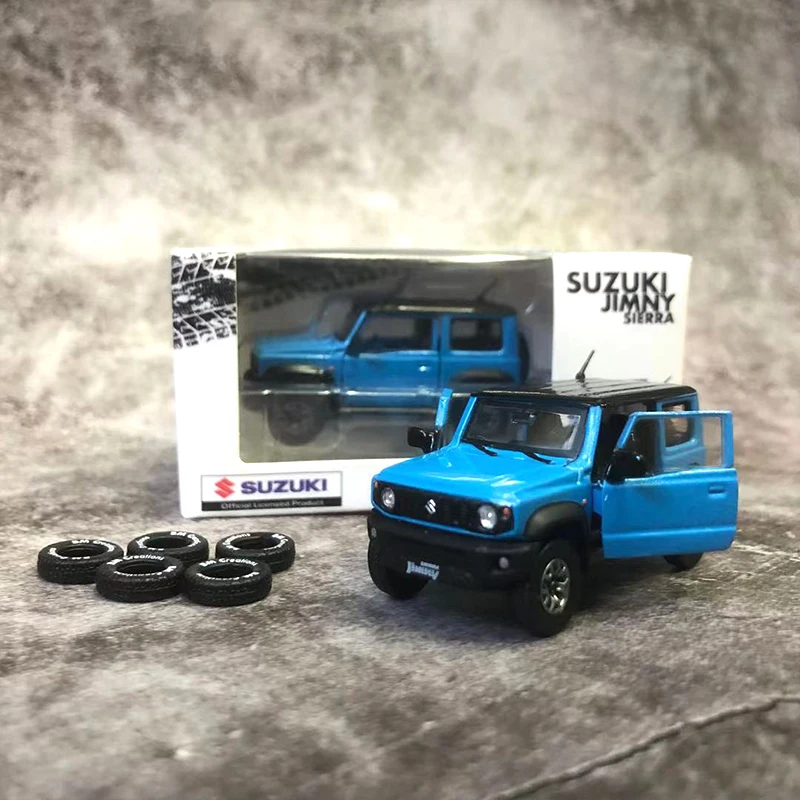 

Модель автомобиля BM 1/64 Suzuki Jimny коллекция литых под давлением дисплеев автомобилей открытая дверь-синий