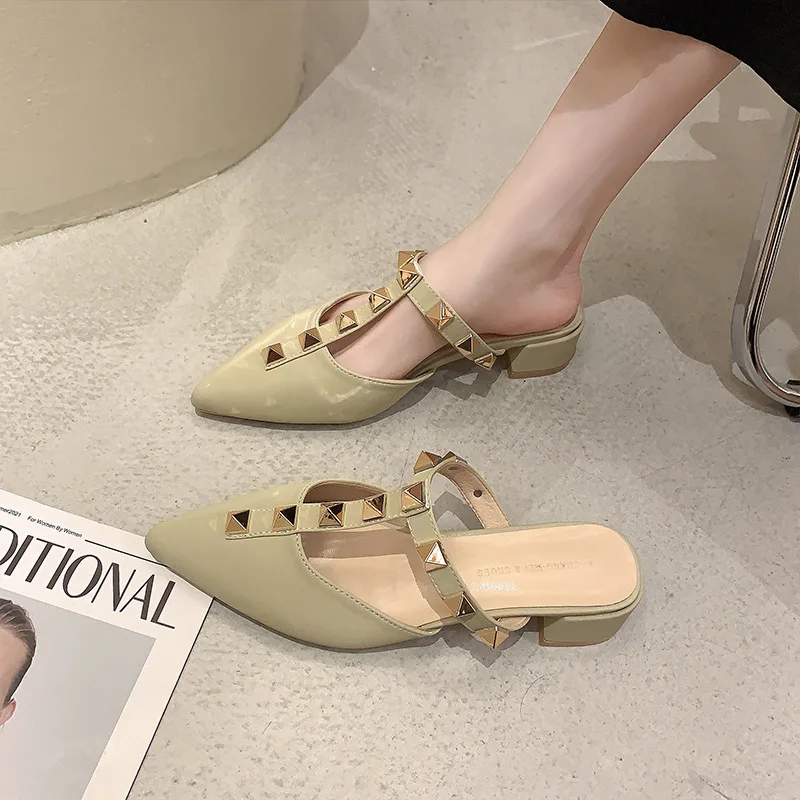 

Female Shoes Rivet Cover Toe Slippers Women Summer Slides Fashion Square heel Med Mules Sexy 2021 Pointed Luxury Block Soft Bond