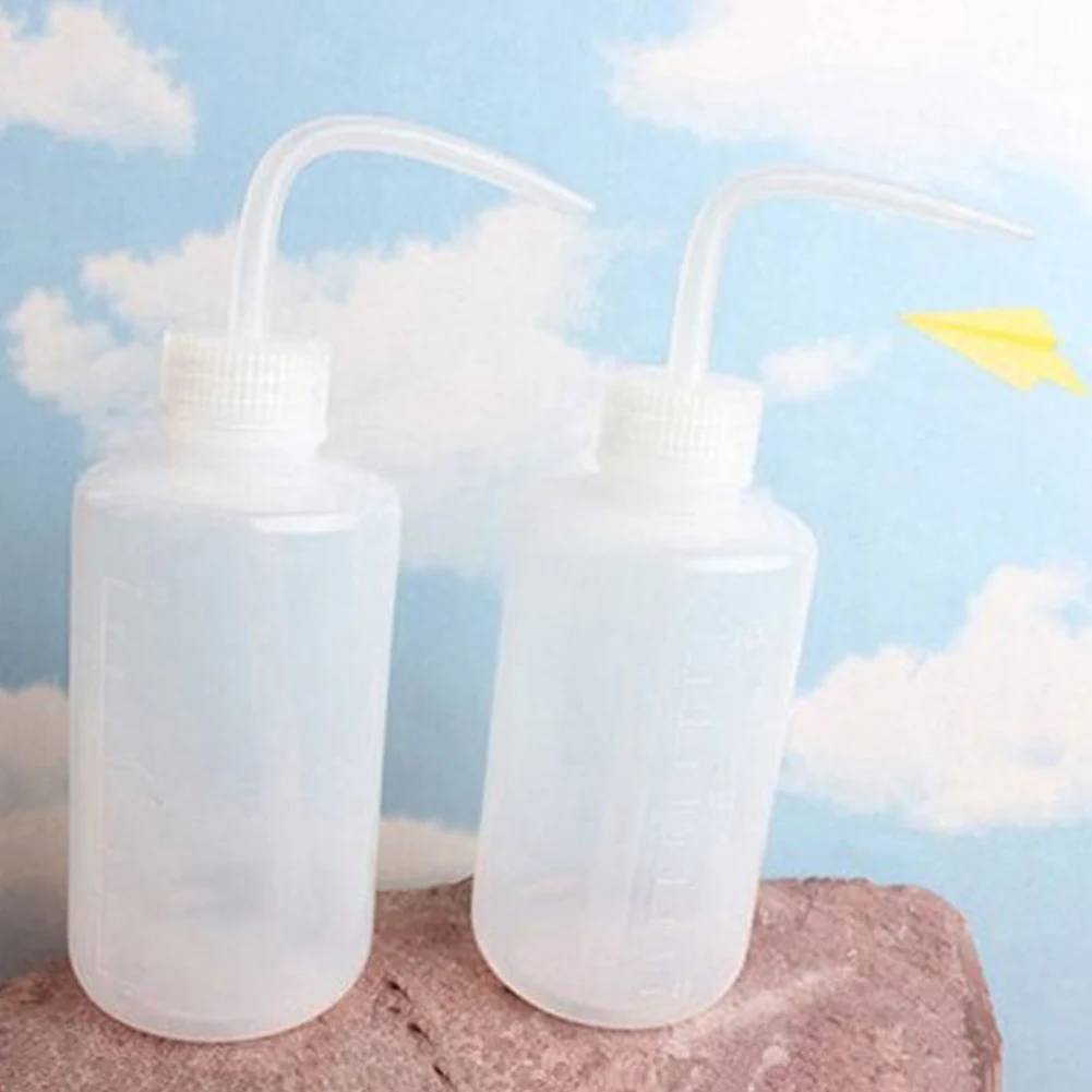 

250 / 500ml Eco-friendly Diffuser Dispenser Plastic Portable Watering Tools Curved Mouth Practical White Durable Squeeze Bottle