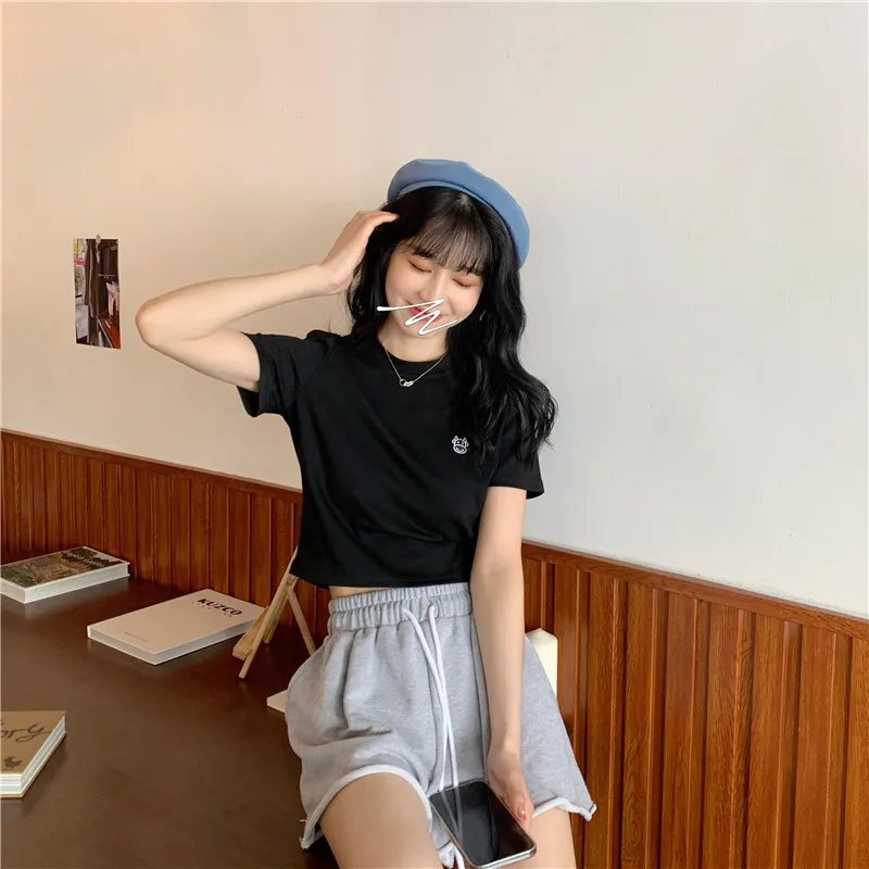 

YTX247 The new Korean style student slim and thin all-match embroidered short-sleeved T-shirt women