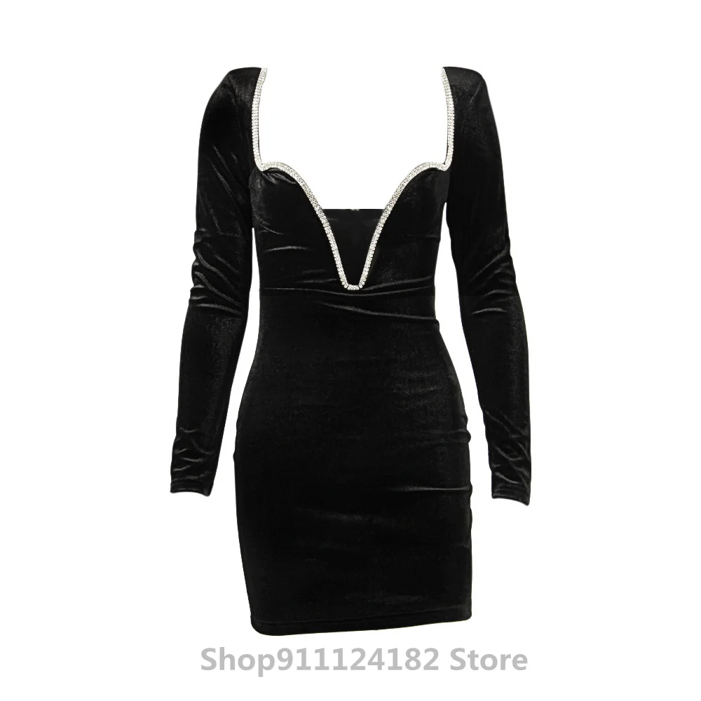 

Autumn and WinterLong-Sleeved High-Waisted Temperament Deep V-Pack Hip Black Gold Velvet Open Back Short Skirt Explosive Dress