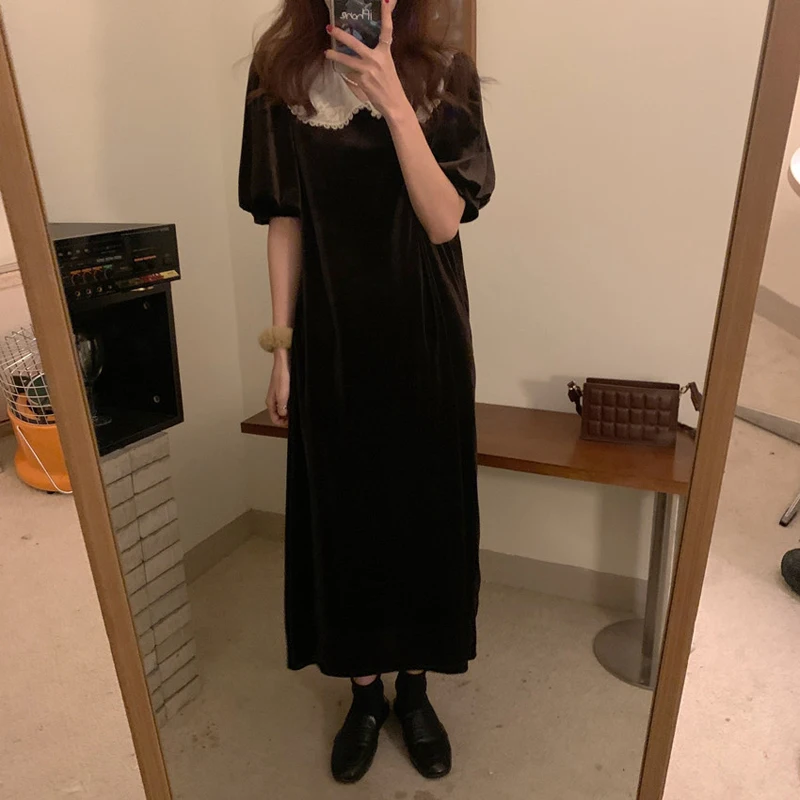 

2021 New Women French Retro Solid Dress Velvet Loose Gentle Short Sleeves Elegant Long Chic Female Fashion Clothe