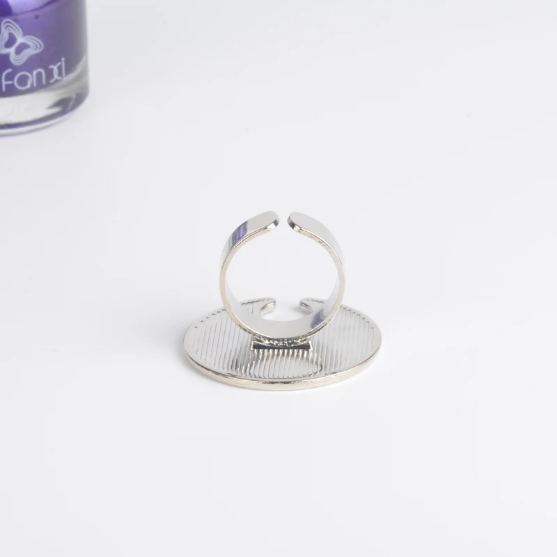 

1pc Ring Shape Mini Manicure Palette Nail Art Finger Ring Palette Makeup Mixing Acrylic Paint Palettes Nail Tools