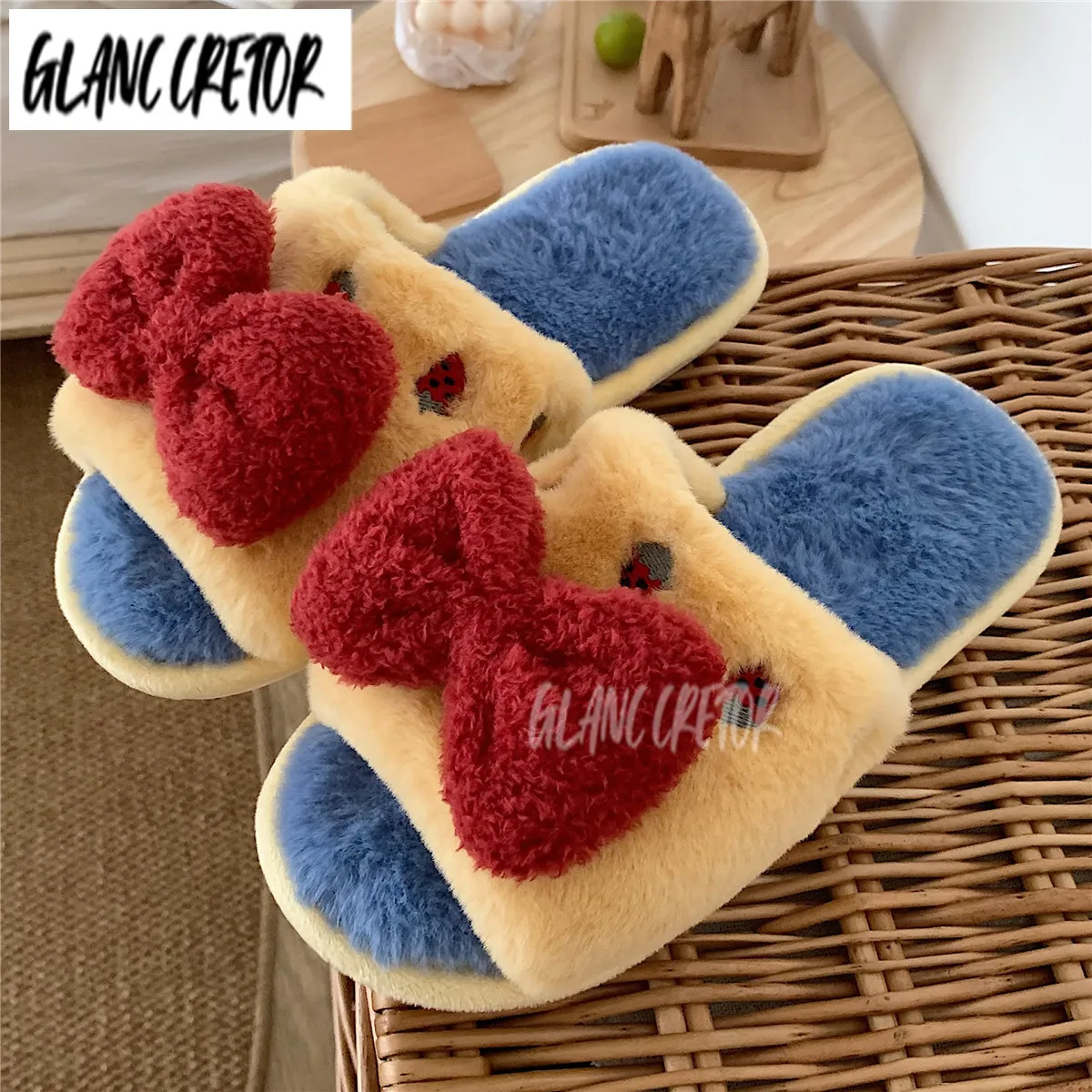 

Новые Симпатичные хлопковые тапочки для девушек с бантом в форме сердца, женские осенние и Нескользящие плюшевые домашние туфли, теплая обу...