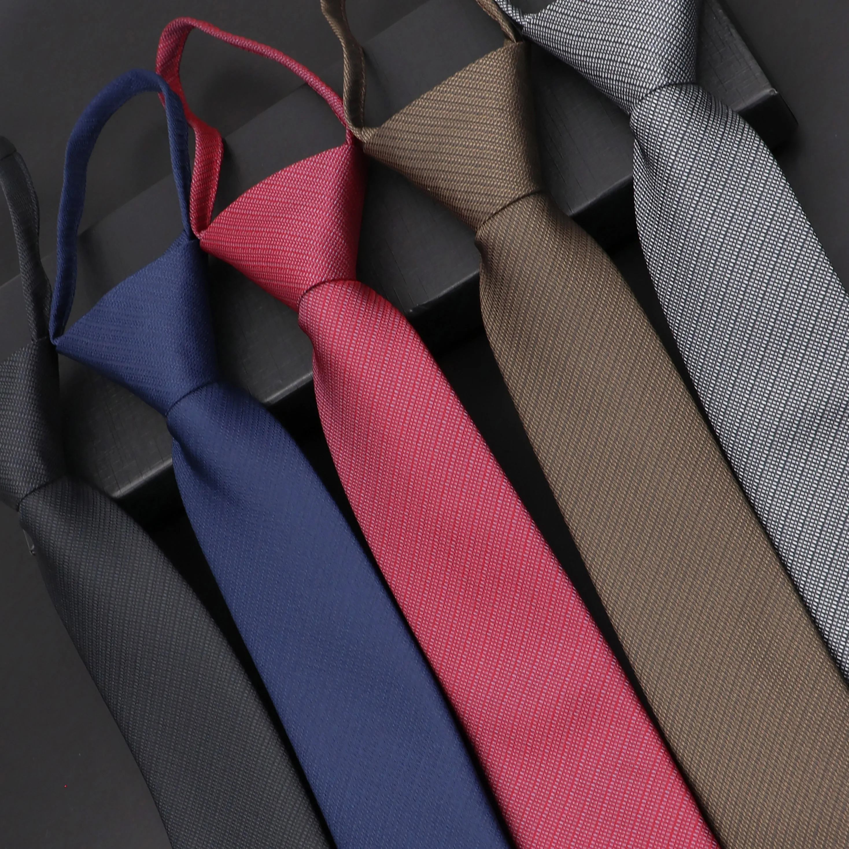 Men's Lazy Tie Solid Color Skinny Zipper Ties Red Black Blue Brown Slim Necktie Wedding Party Suit Dress Shirt Accessories Gift