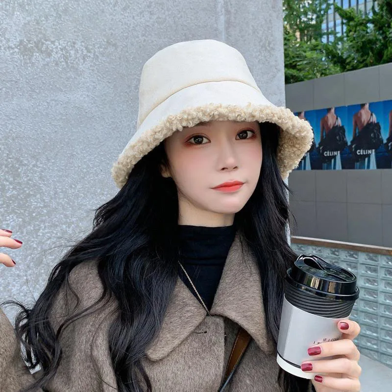

Winter Ladies Hat Lamb Wool Warm Ear Protection Fisherman Hat Accessories Retro Lamb Down Peaked Cap Cute Plush Bucket Hat