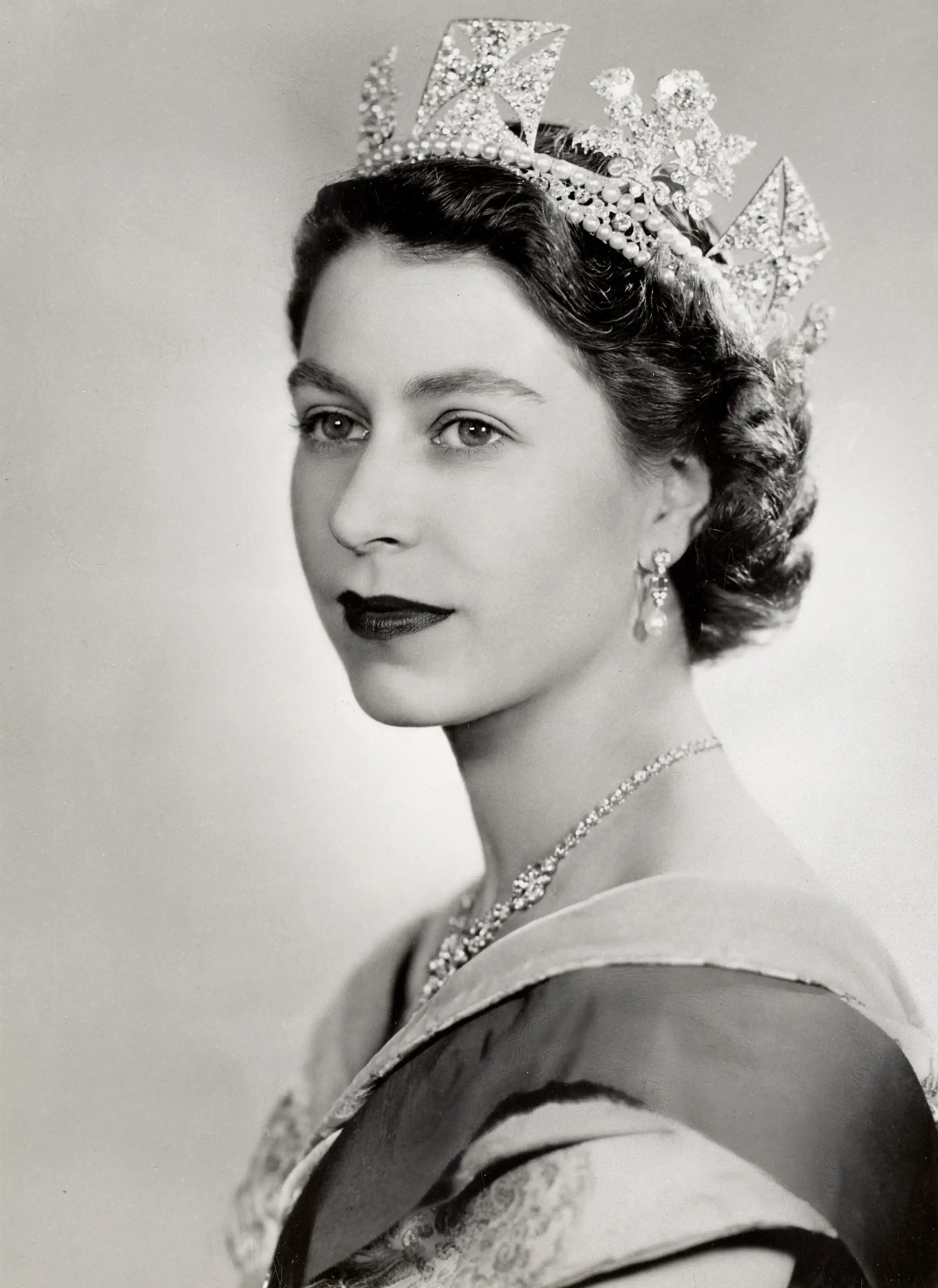 V1006 Elizabeth II Young portrait queen холщовая живопись высокого качества плакаты и репродукции, настенное искусство холст для бара настенное уркашение для гостинной - Цвет: V1006