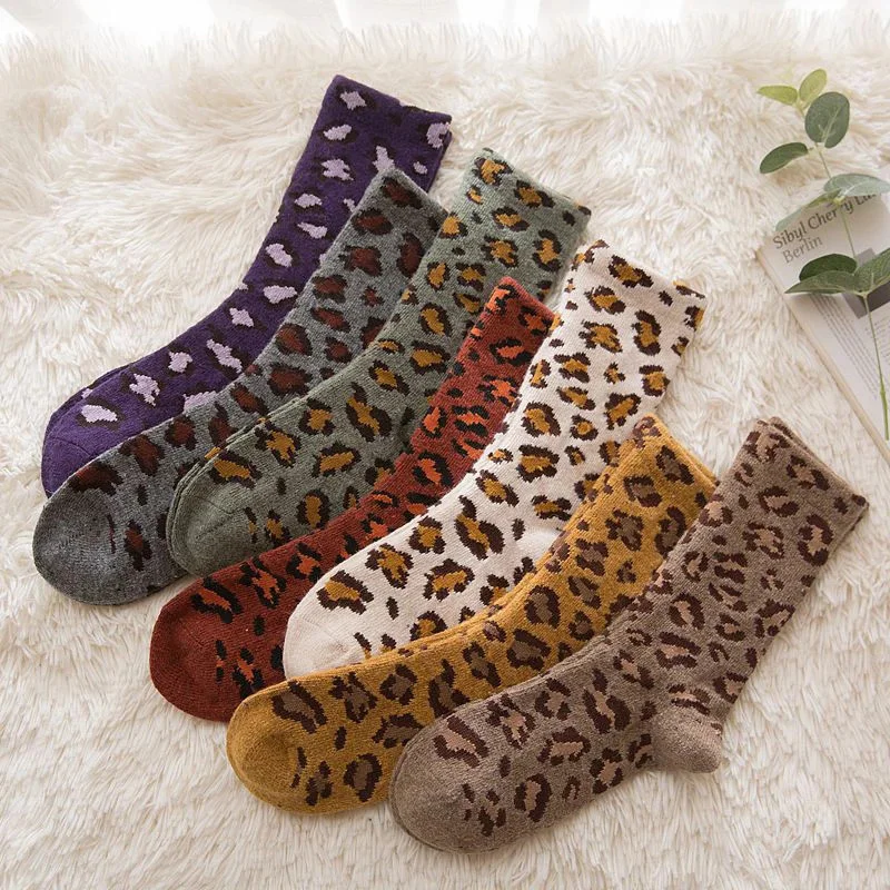 

Fashion Winter Leopard Warm Snow Ground Socks Women Popular Leg Warmers Girl Sock Trendy Animal Pattern 2Pais Femme Chaussettes