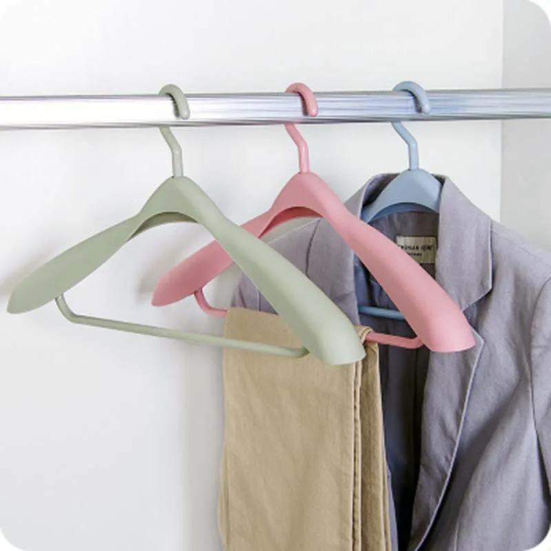 

Plastic Clothes Coat Adult Non-Slip Hanger Multifunctional Household DryingHangers 44.2cm x 22.3cm, 1 Piece