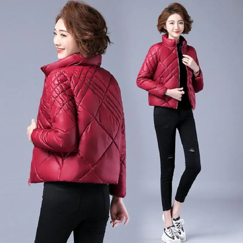 

Женская зимняя куртка-пуховик с бриллиантами, версия свободного покроя, зима 2021