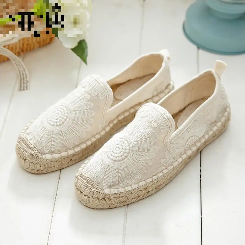 

Women's Flats Shoes Thick Bottomed Flat Platform Loafers Lace Embroidered Grass Woven Hemp Rope Fisherman's Canvas Shoes