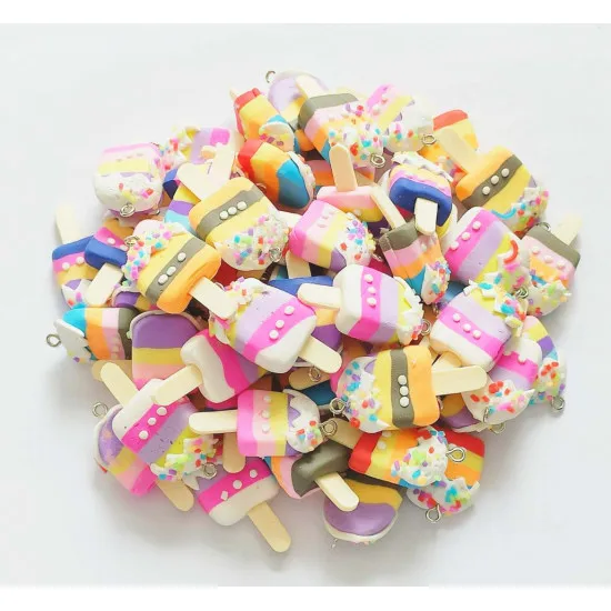 

100PCS Mixed Ice cream charms picked at random R011