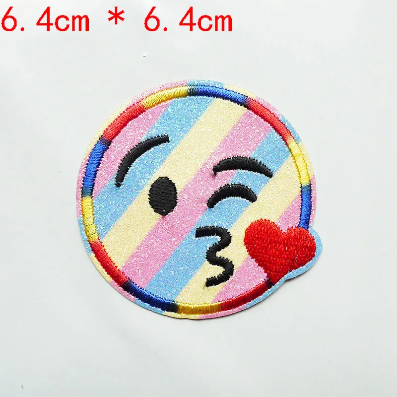 Лидер продаж блестящие Симпатичные вышитые наклейки на одежду с изображением