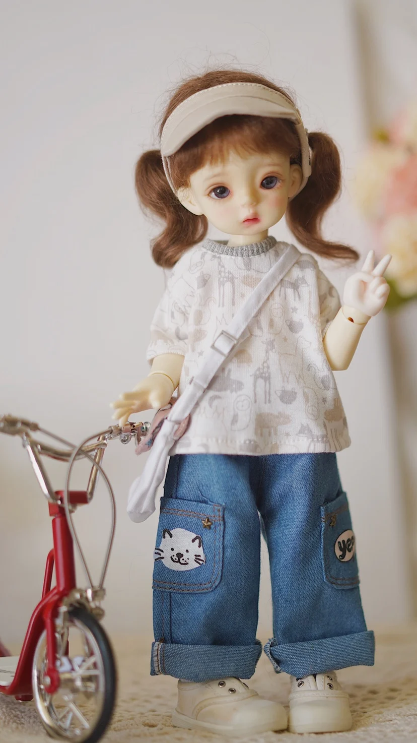 

BJD doll pants suitable for 1-6 size cartoon cute jeans pants doll accessories