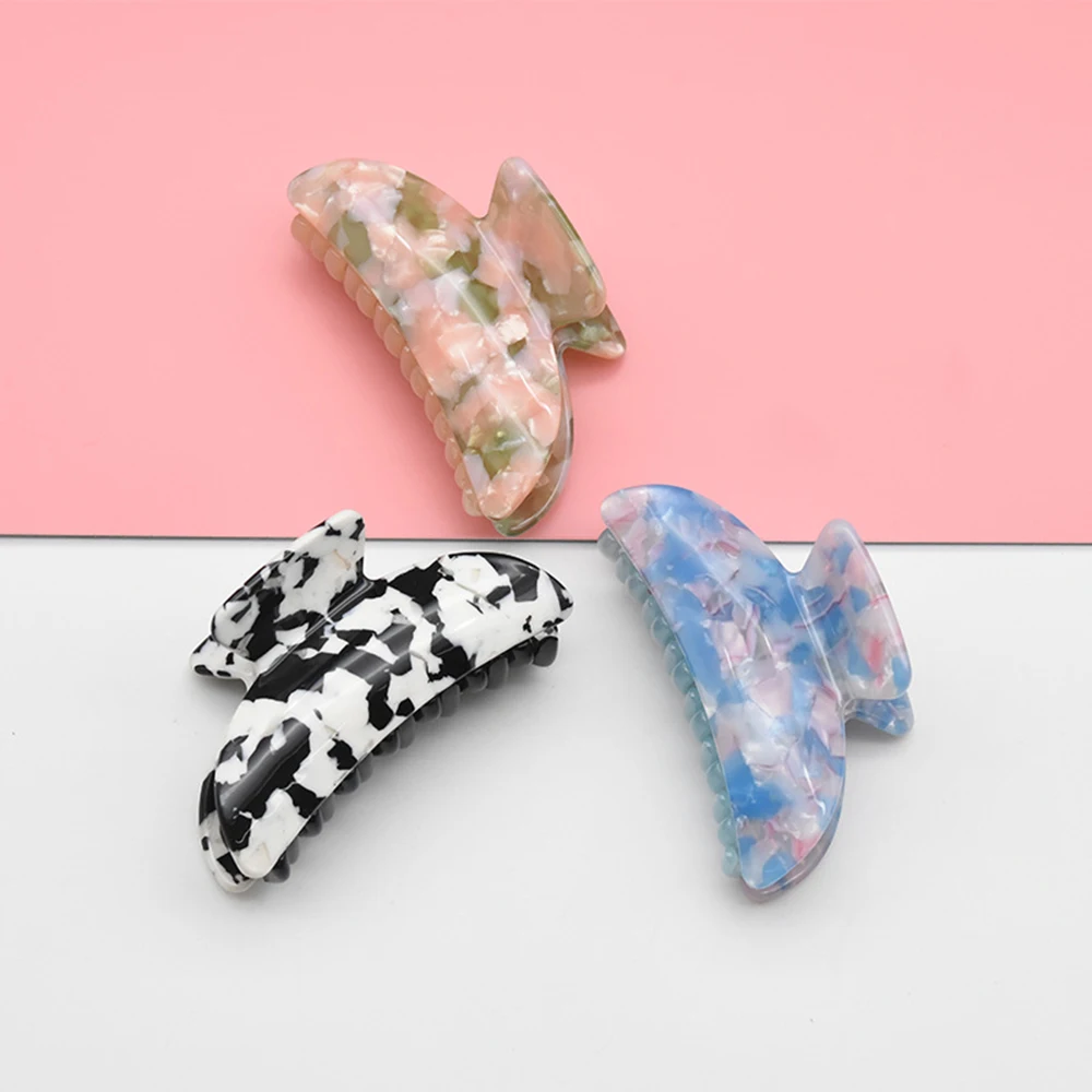 

Korean Acrylic Women Hair Claws Crab Clamps Charm Solid Color Leopard Lady Hair Clips Retro Make Up Hairdress Hair Styling Tool