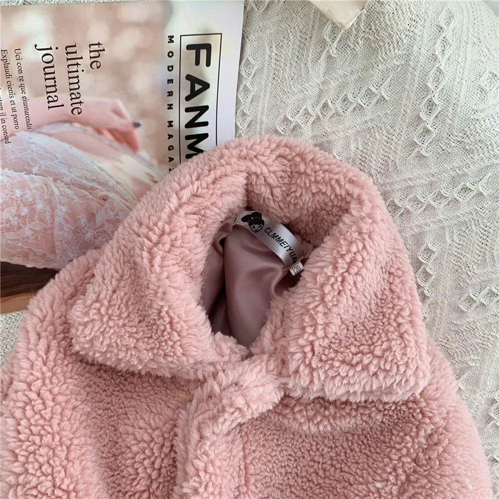 Детское зимнее пальто из овечьей шерсти Вельветовая куртка пальто с искусственным мехом для маленьких девочек теплое пальто для мальчиков утепленные детские парки верхняя одежда для девочек