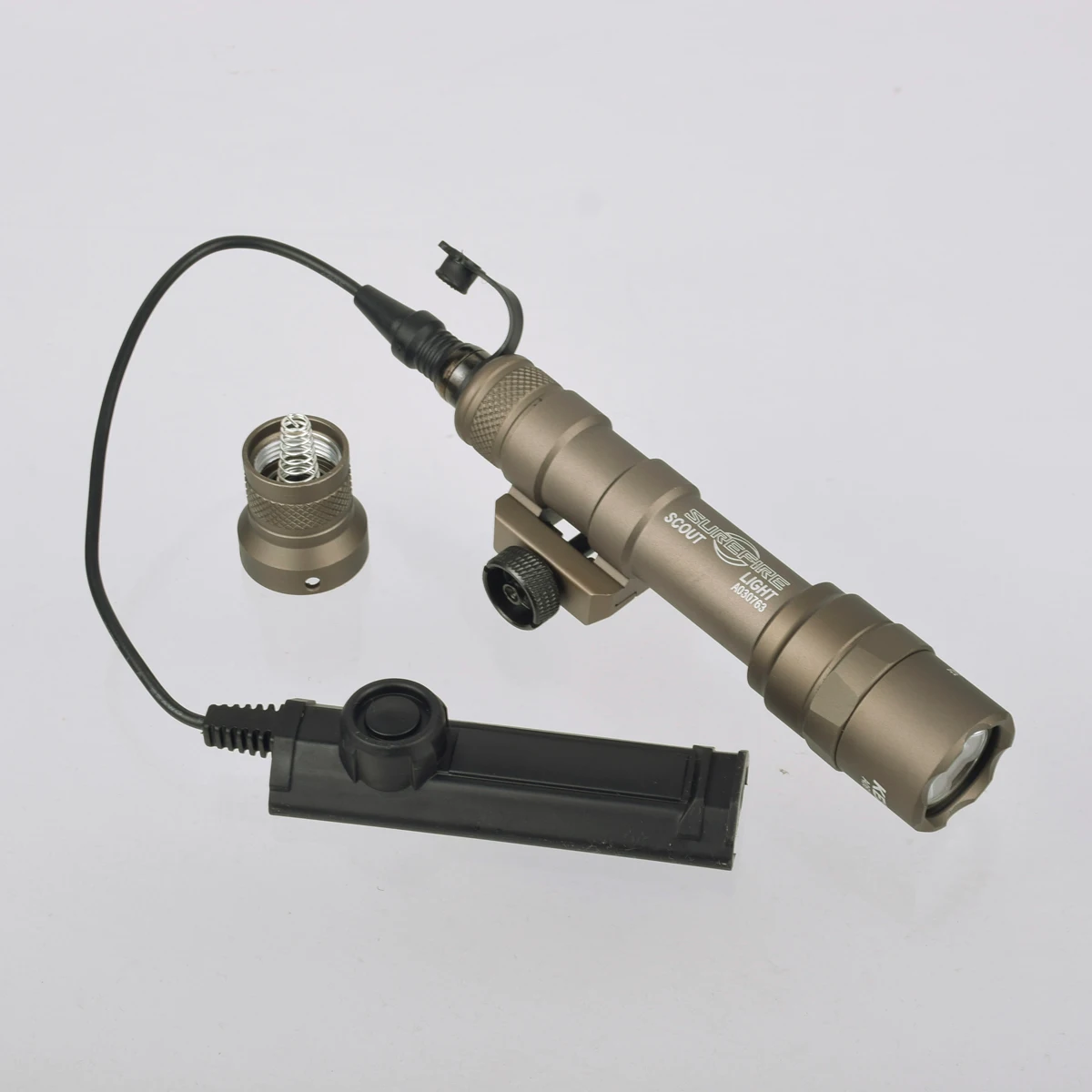 Фонарь для разведки с двумя функциями тактический фонарь SF M600B M600 охотничьего
