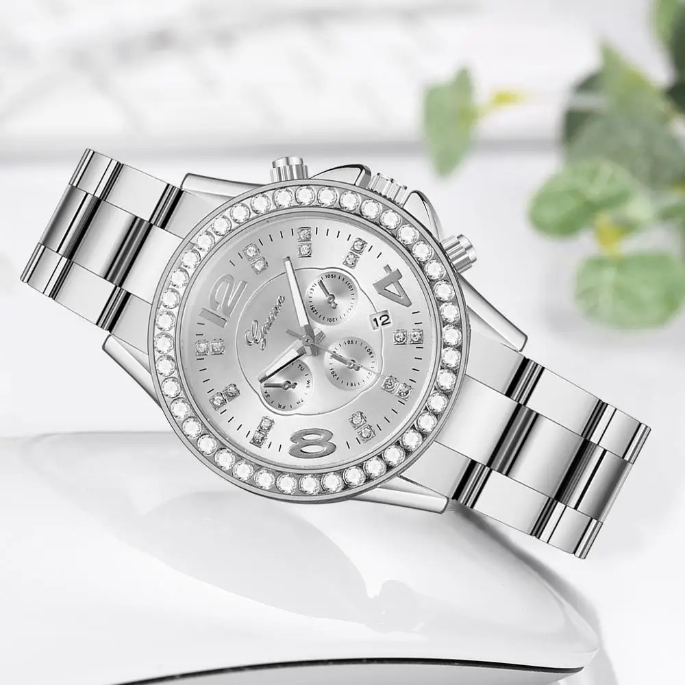 Часы женские кварцевые со стальным циферблатом и календарем | Наручные часы