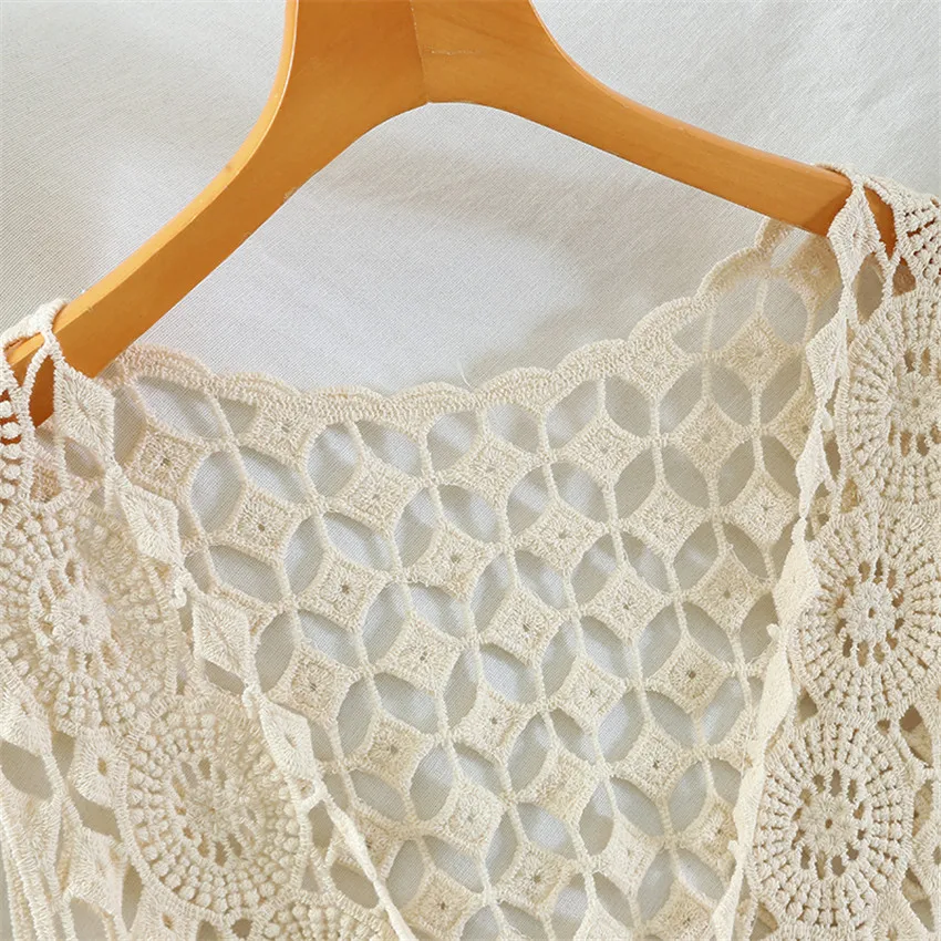 

Spring Summer Sexy Hollow Out Lace Top Vest Crochet Sleeveless Waistcoat Women Open Stitch Short Outwear Chalecos Para Mujer