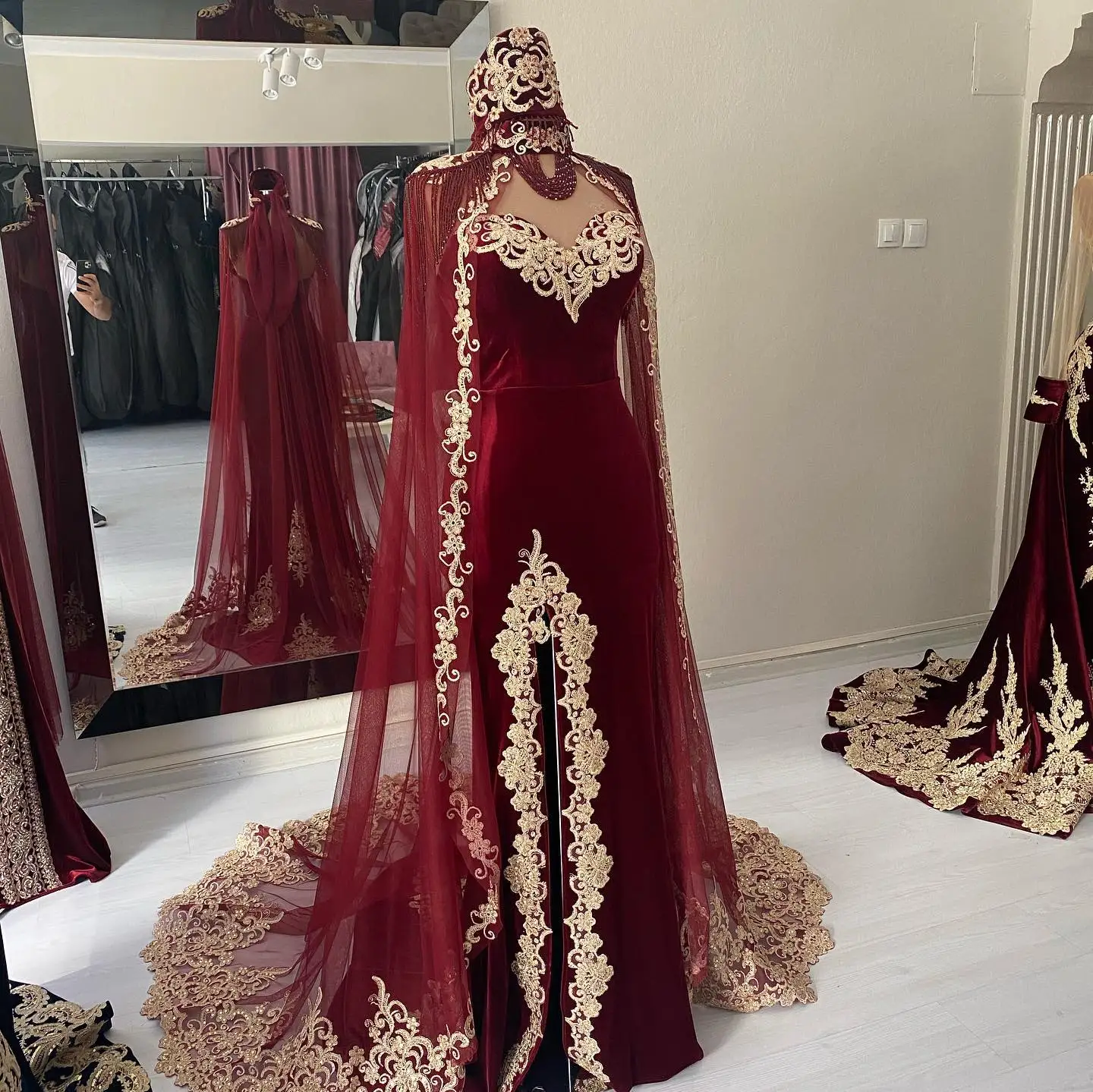 

Thinyfull Burgundy Two Piece Karakou Evening Dresse With Shawl Gold Lace Train Caftan Prom Dress Party Gown Vestido De Festa