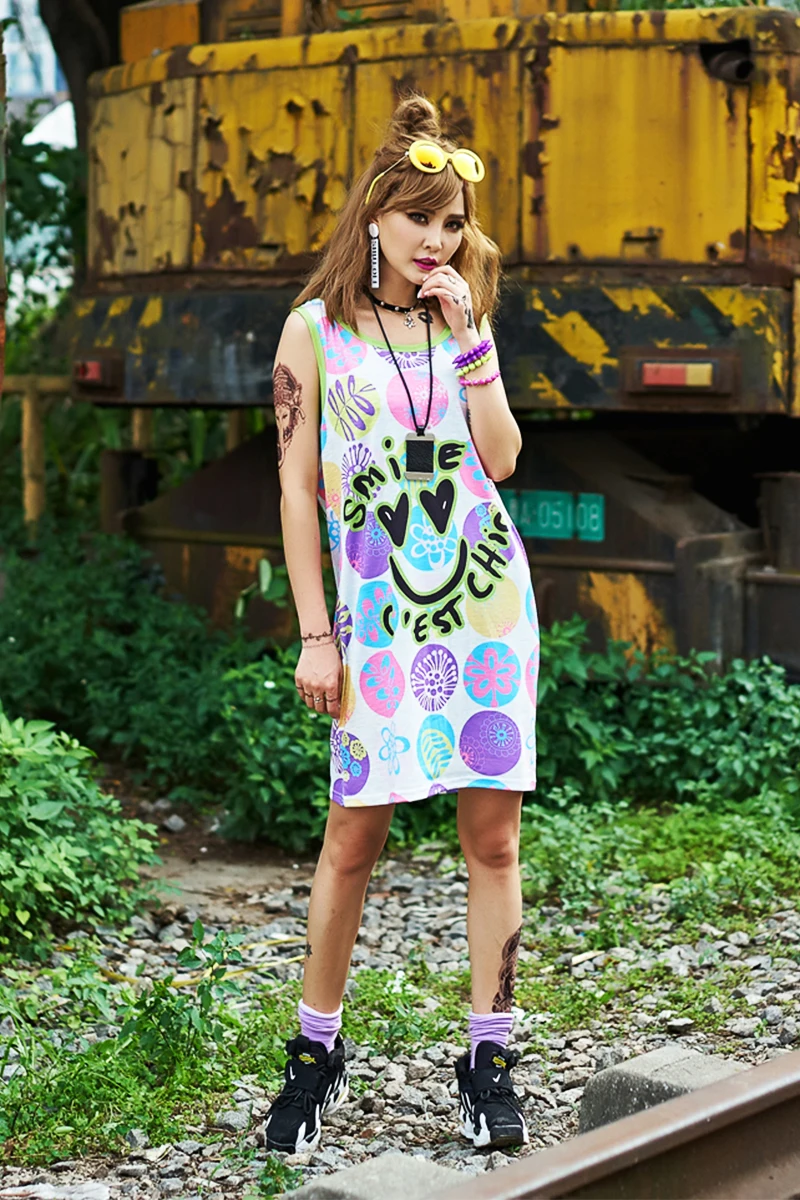 

New product smiley face digital printing loose large size vest pullover one-piece dress trendy suspender top