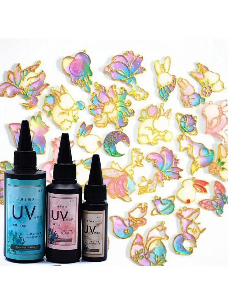 

UV Resin Ultraviolet Curing Epoxy Resin Hard Crystal Clear Resin Jewelry Making