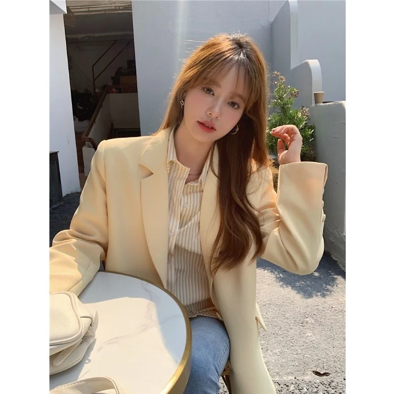 Небольшой пиджак высокого качества женский свободный в Корейском стиле ощущение