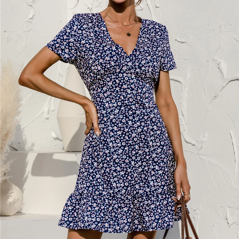 

Женское мини-платье с V-образным вырезом, коротким рукавом и цветочным принтом