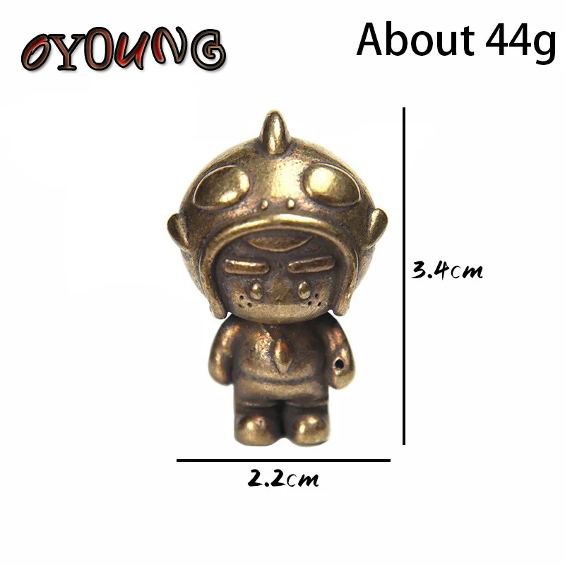 

Vintage Copper Figure Astronaut Action Figure Statue Keychains Pendants Small Ornaments Lucky Home Decor Desktop Decorations