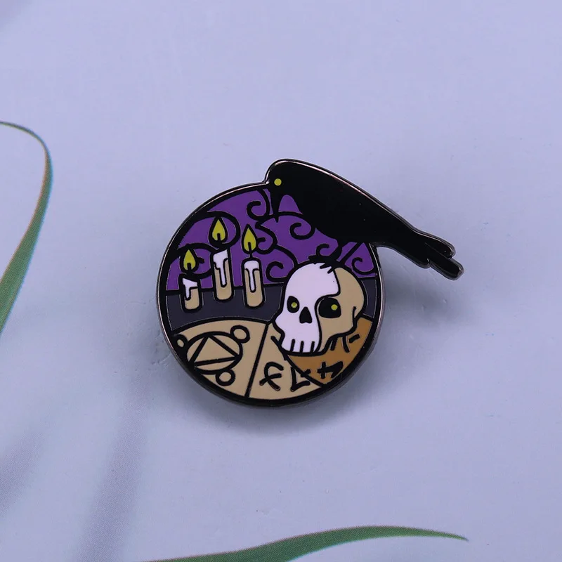 

Hard Enamel Pin Necromancers Scenes Brooch D&D Game Fan Collection Medal Gothic Skull Crow Pins Halloween Gift Accessories 2021