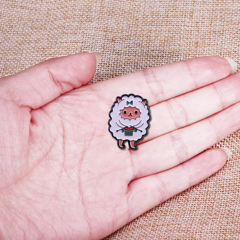 Наша занятая овца-это искренне Вязание для вас небольшого радужного свитера так