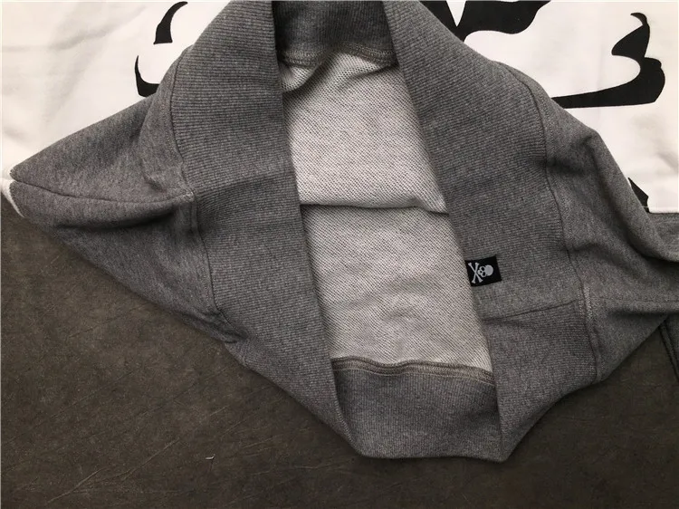 Толстовка мужская с капюшоном толстовка рисунком черепа и надписью Mastermind