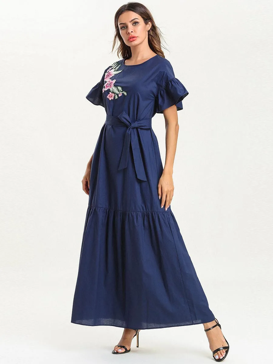 Мусульманское платье на шнуровке женское элегантное с цветочной вышивкой и