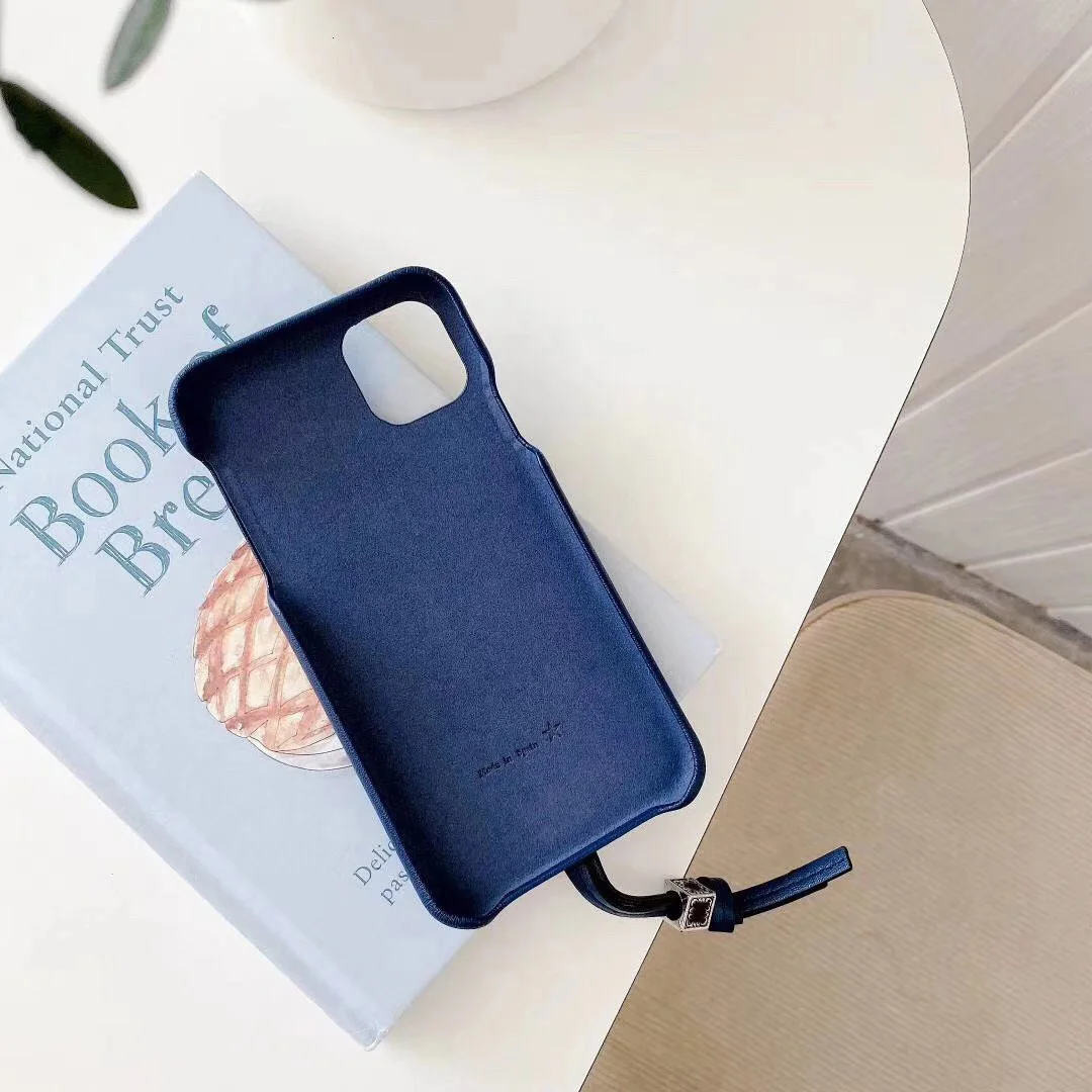 

LO16 Top Quality Leather Wristband Stand Case For iPhone 12 11 Pro XS Max 7 8 Plus XR X Luxury Brand Designer Phone Accessoy Bag