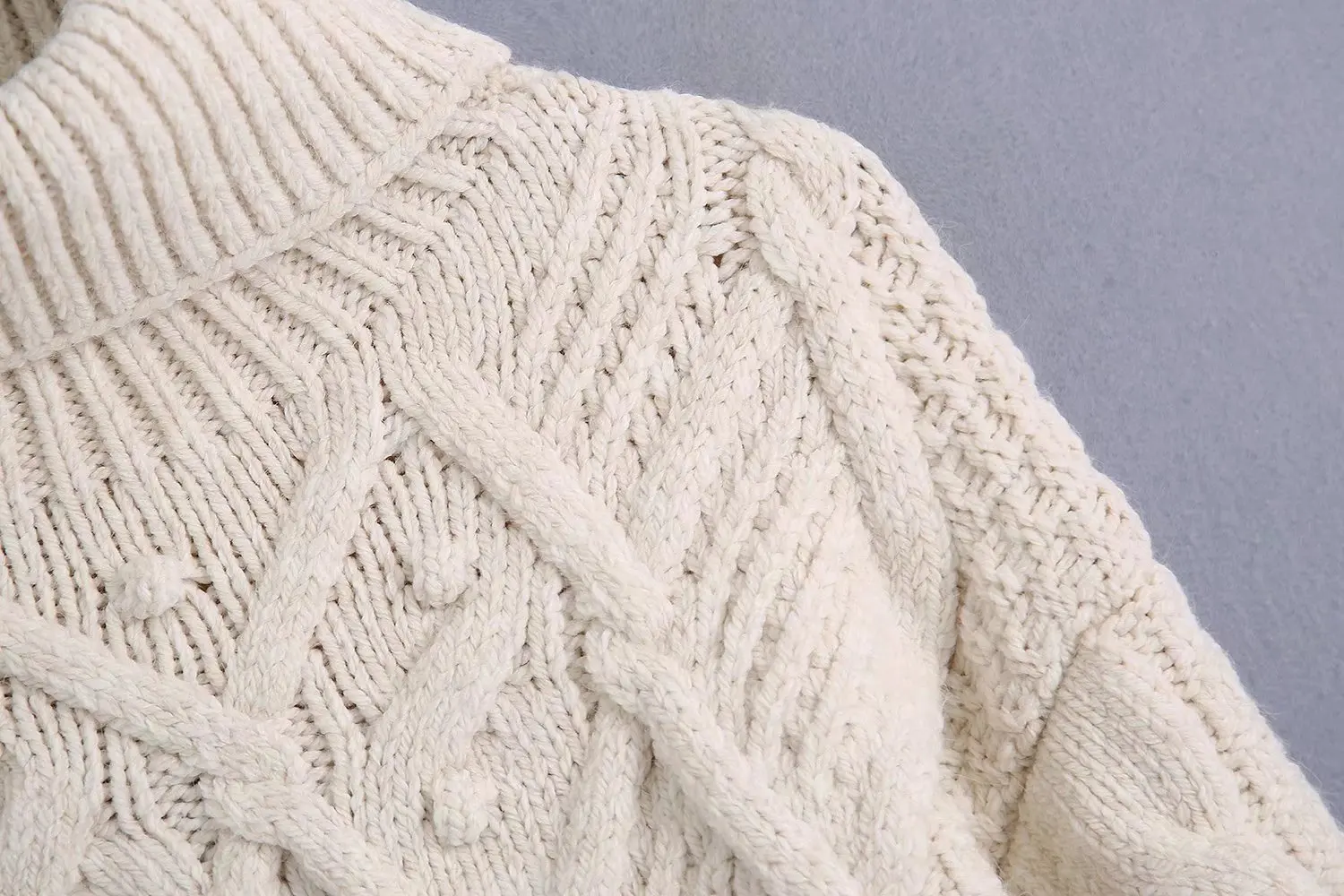 Женский вязаный свитер с длинным рукавом и высоким воротником - купить по