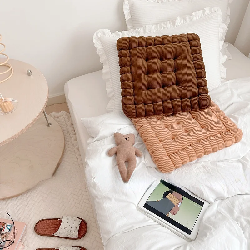

Creative Soft Biscuit Shape Cushion Classical Pillow Chair Car Seat Pad Decorative Cookie Tatami Back Cushion Sofa Stool Mat