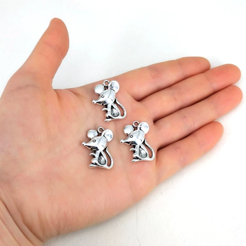 

hzew 5pcs Exquisite cute cartoon mouse charm Ancient silver color rat pendant gift for children