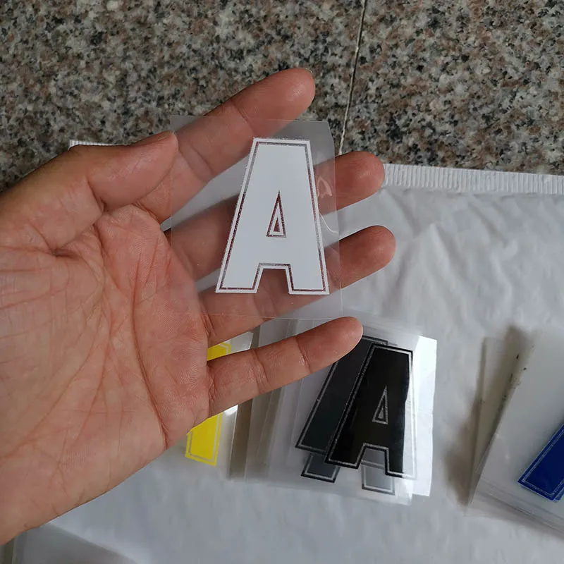 A 5 см белый цвет буквы A-Z термонаклейки название Спортивная тканевая наклейка Горячая теплопередача DIY термоклейкие для одежды сумка обувь - Цвет: A