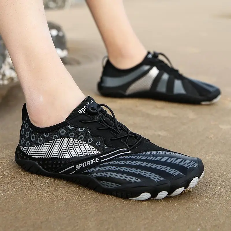 Outdoor Sport Shoes Sea Beach Water Sneakers Man Nonslip Waterproof Barefoot Shoes Breathable Hiking Shoes Quick Dry Aqua Shoes