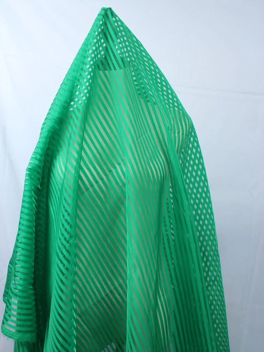 Ткань из органзы в Вертикальную Полоску для изготовления платья ширина 150