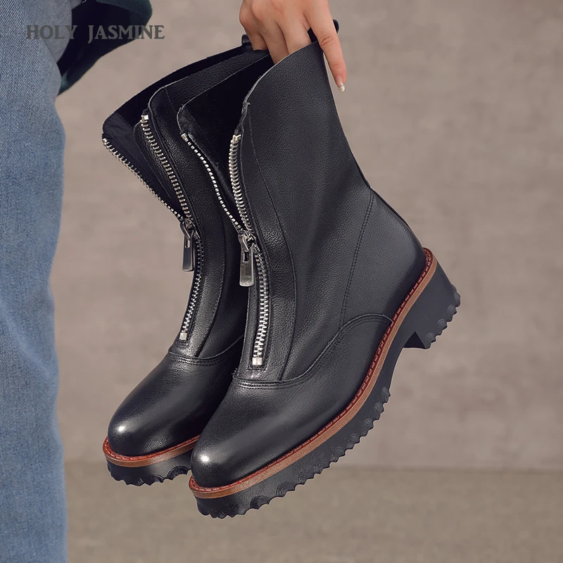 Женские ботильоны из натуральной кожи с круглым металлическим носком на